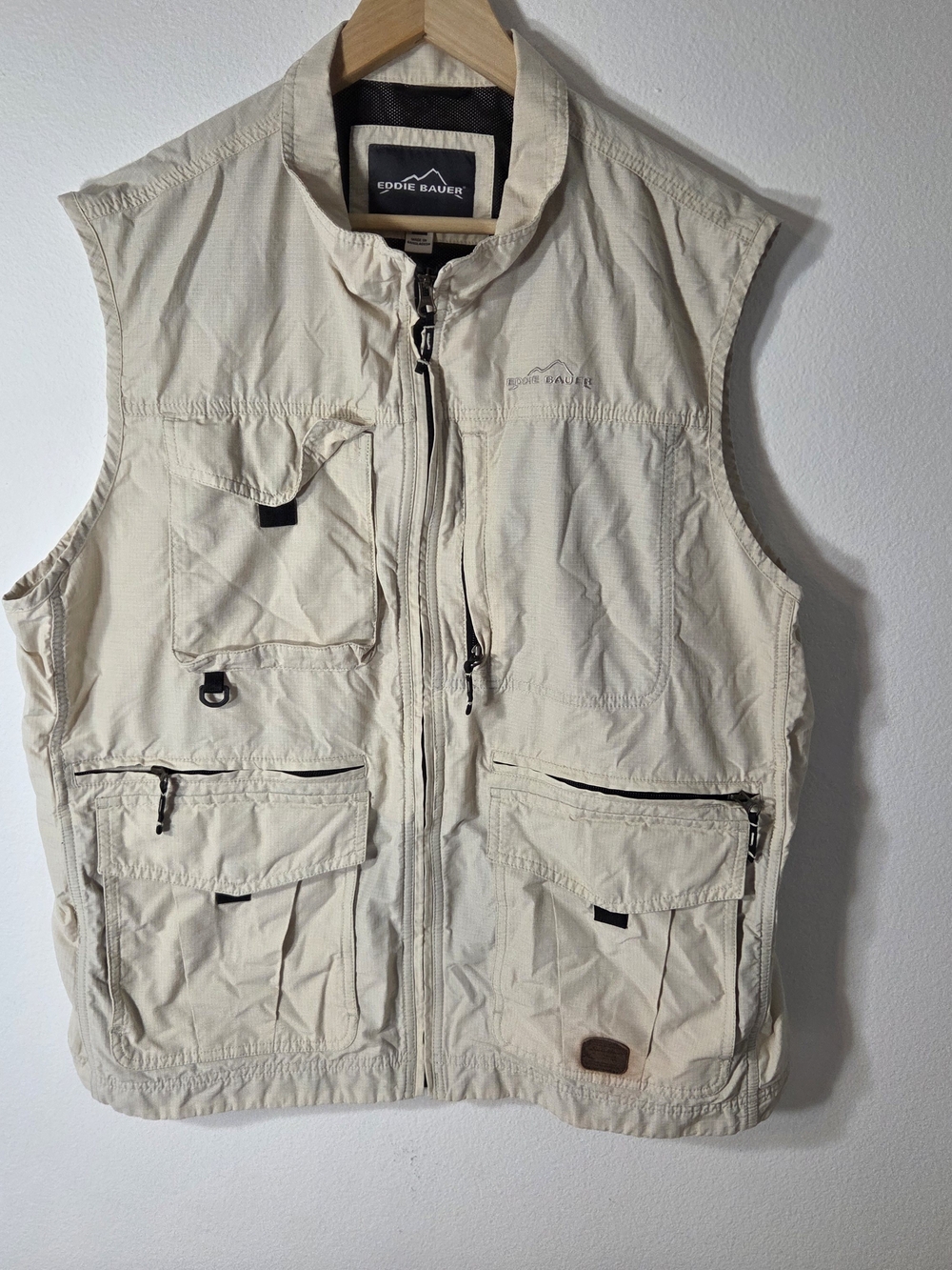 Eddie Bauer Fishing Vest Men XL Beige Multi Pocket Utility Tactical Gorpcore